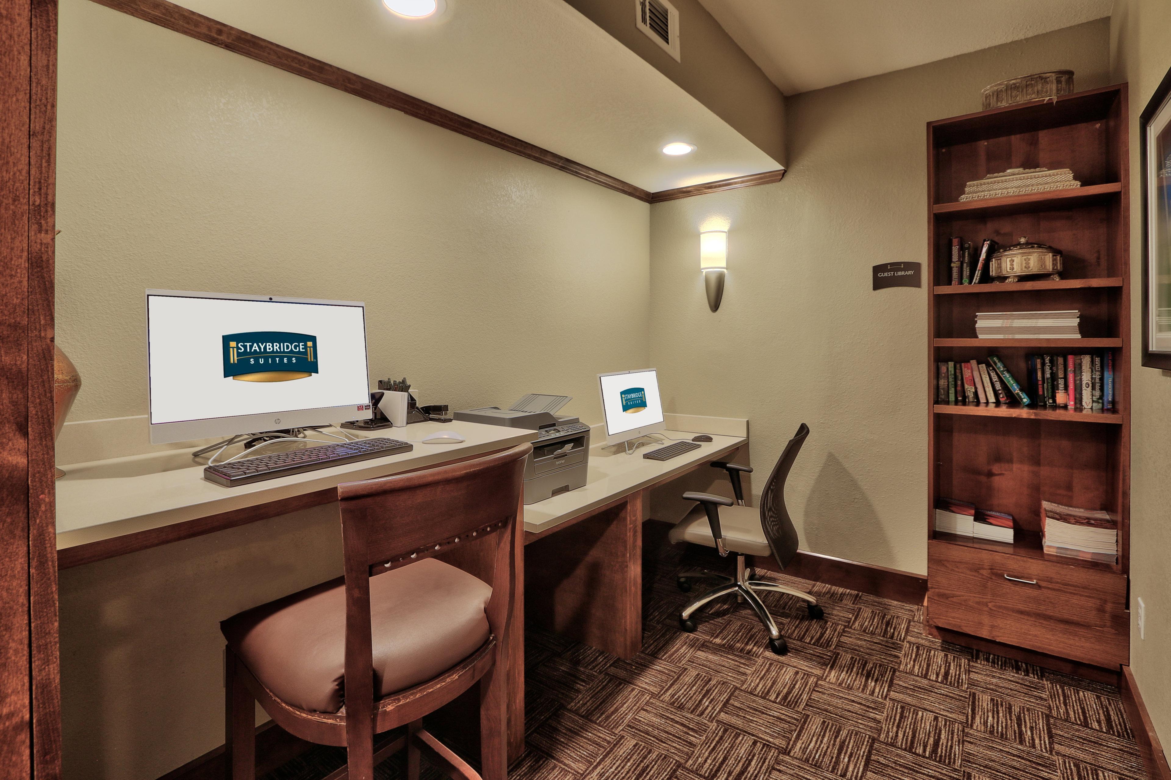 Hotel Staybridge North By Ihg 3*