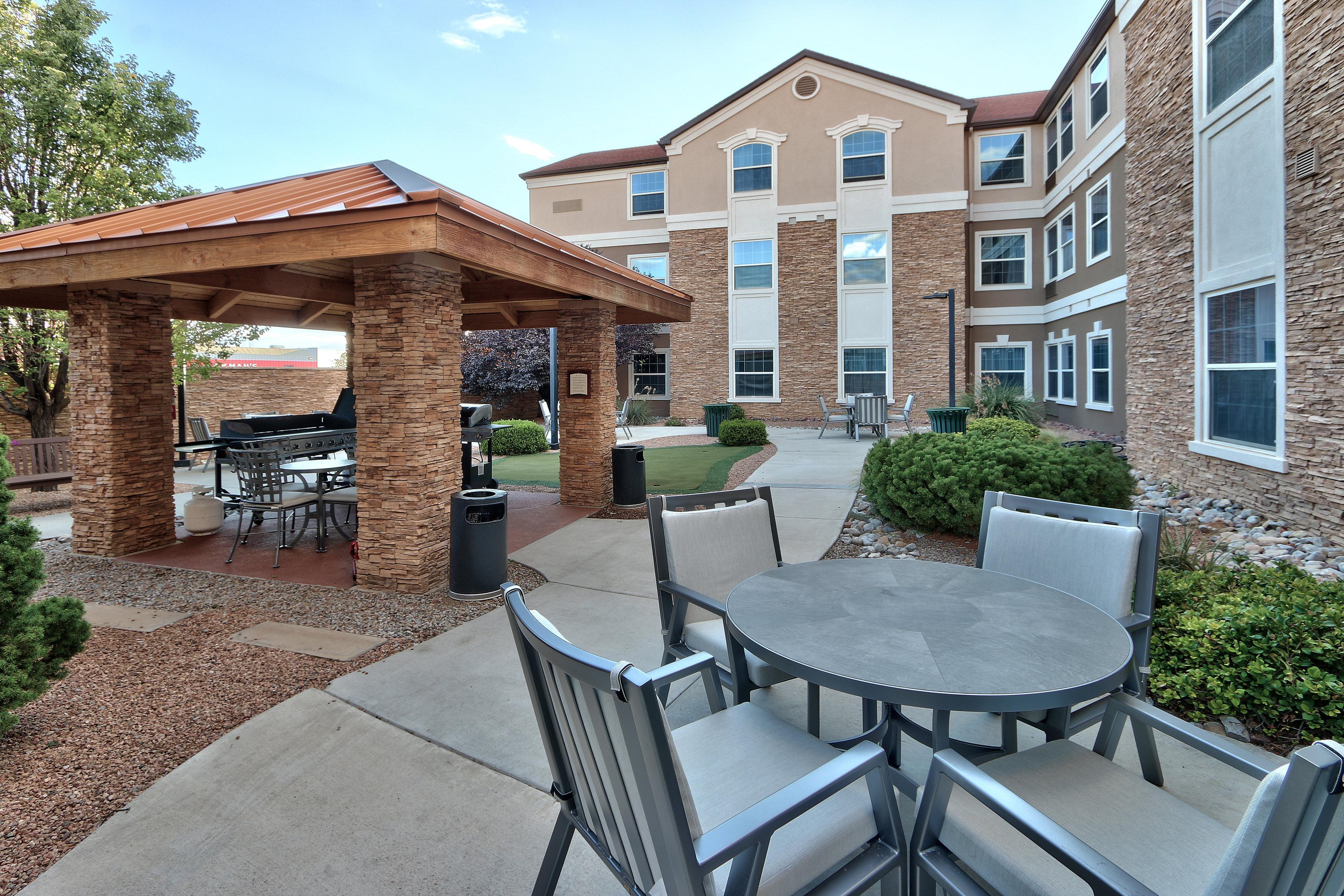 Staybridge North By Ihg 3*